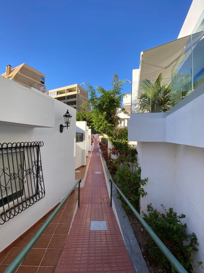 Fantastic Bungalow Playa De Las Americas Arona  Exterior photo